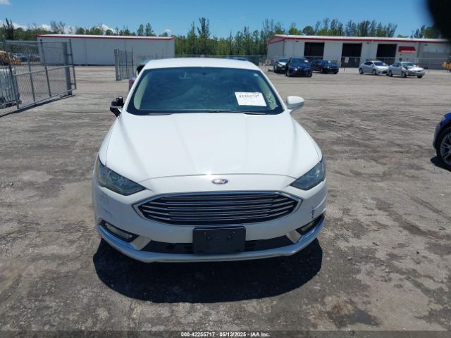 3FA6P0T96HR316536 Ford FUSION SE