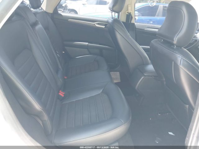 3FA6P0T96HR316536 Ford FUSION SE