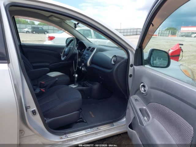 3N1CN7AP2EL813422 Nissan Versa 1.6 Sv