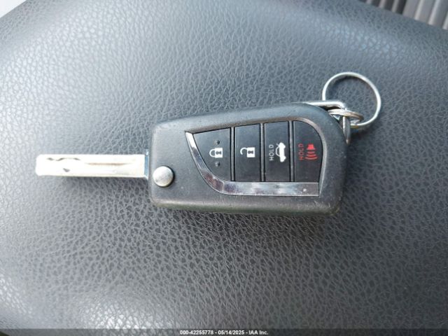 4T1B11HK8KU161060 Toyota CAMRY SE