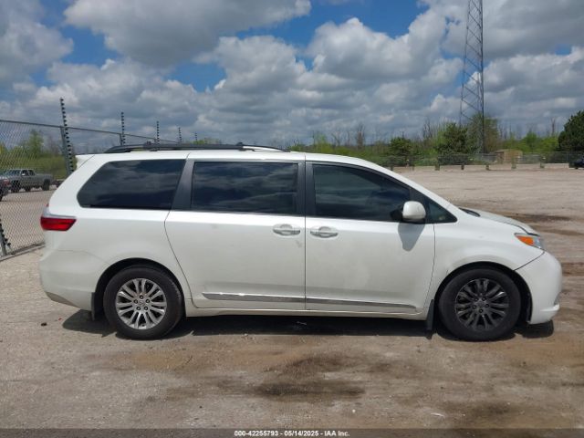 5TDYK3DC4GS702638 Toyota Sienna Xle 8 Passenger