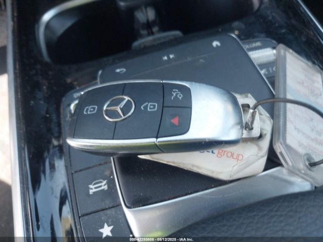 W1N4M4HB2PW331696 Mercedes-Benz Glb 250 4matic