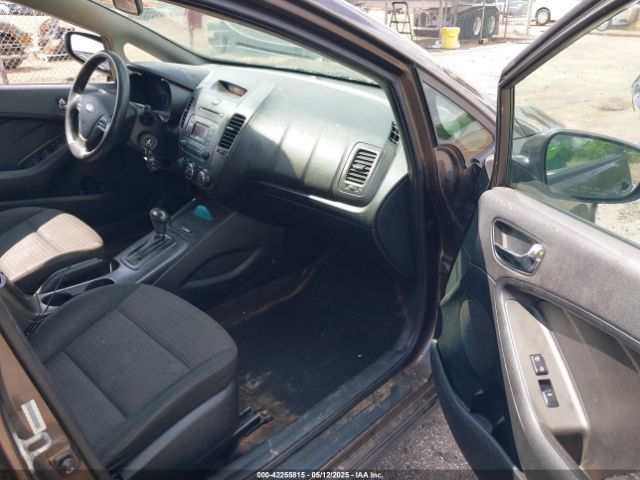 KNAFX4A6XF5269163 KIA FORTE LX