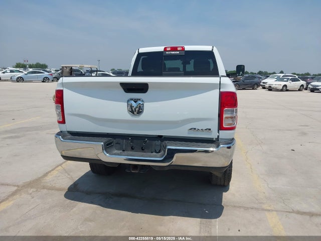 RAM 2022 2022 3C6UR5CJ2NG372068 Image 16