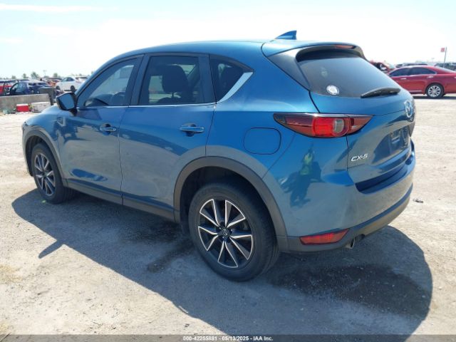 2018 MAZDA CX-5 JM3KFACM8J1373768 Photo 2