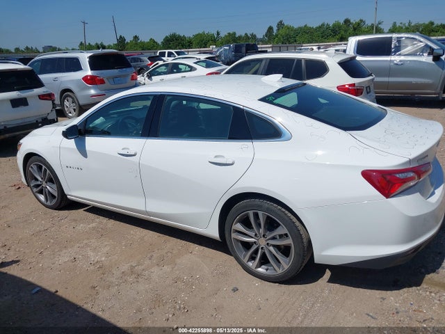 1G1ZE5STXRF162699 Chevrolet Malibu Fwd 2lt