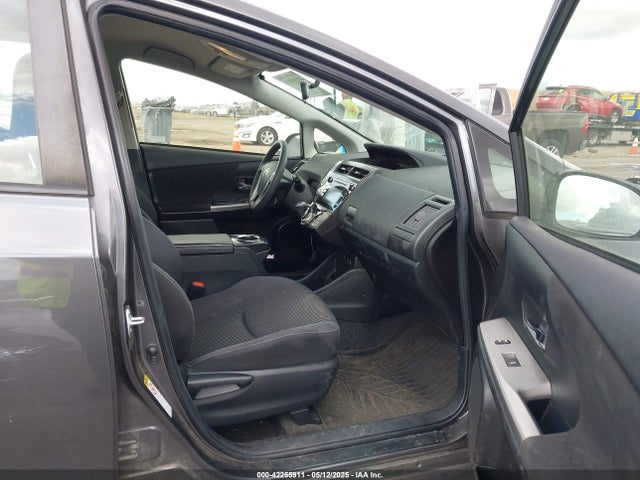 JTDZN3EU1HJ059876 Toyota Prius V Two
