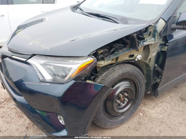 2T3RFREVXHW663162 Toyota Rav4 Xle