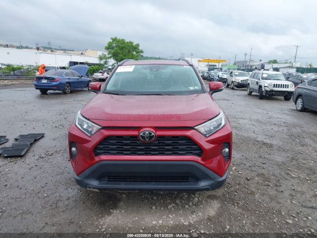 2T3P1RFV1MW195126 Toyota Rav4 Xle