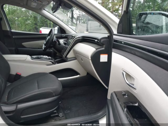 2022 HYUNDAI TUCSON HYBRID KM8JFCA12NU060272 Photo 4