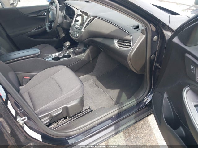 1G1ZD5ST6PF171870 Chevrolet Malibu Fwd 1lt
