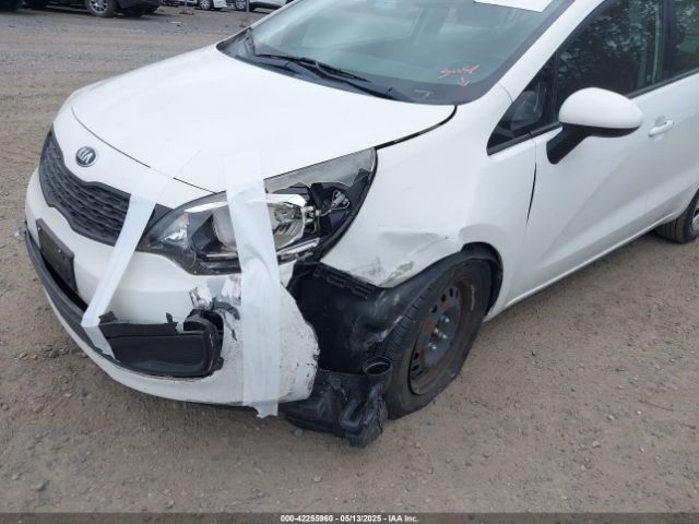 KNADM4A32F6427057 KIA RIO LX