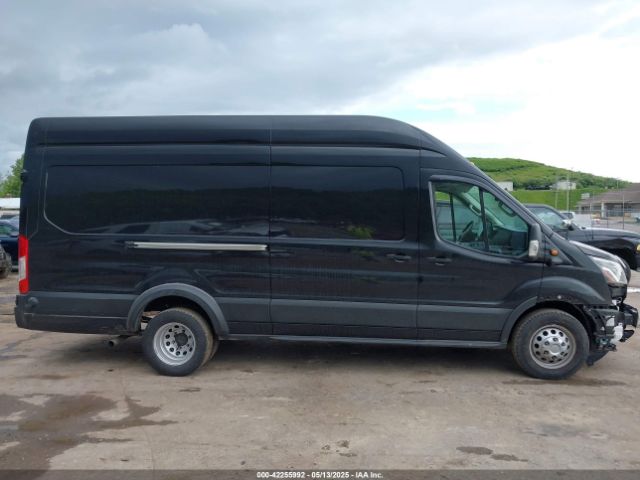 1FTBF4UG4NKA60882 Ford Transit-350 Cargo Van