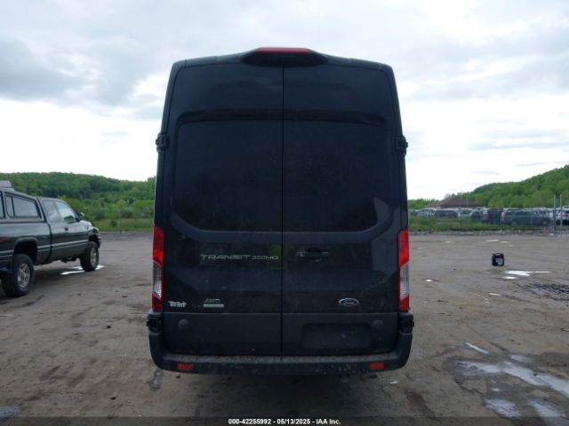 1FTBF4UG4NKA60882 Ford Transit-350 Cargo Van