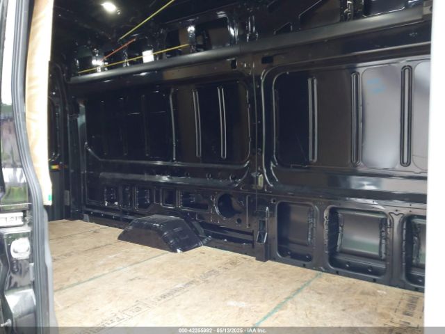 1FTBF4UG4NKA60882 Ford Transit-350 Cargo Van