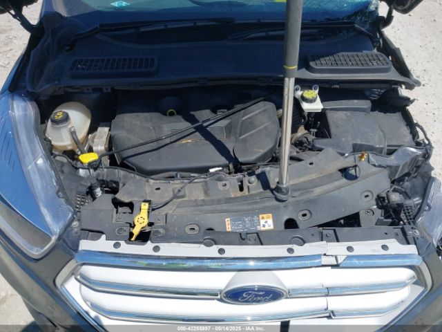 1FMCU9G93HUC88980 Ford ESCAPE SE
