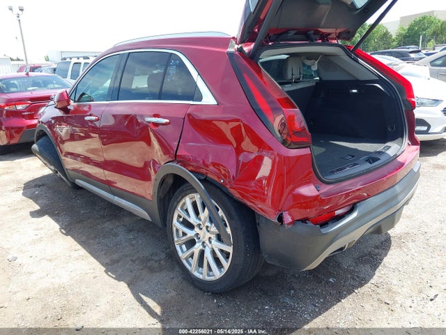 2019 CADILLAC XT4 1GYFZCR49KF207634 Photo 2