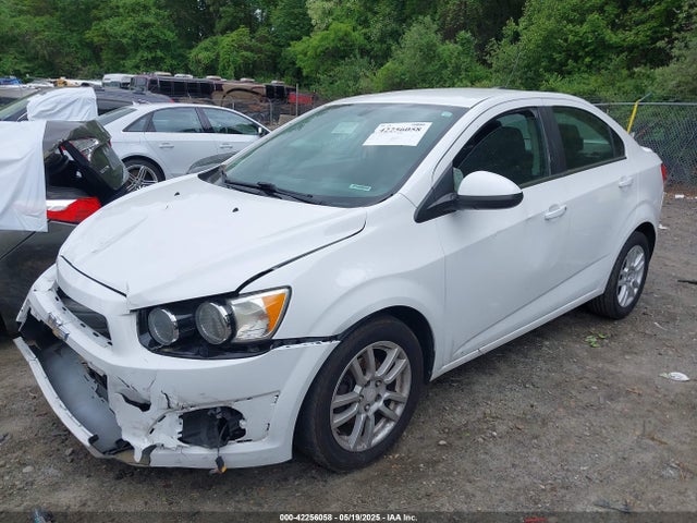 1G1JC5SG8G4181086 Chevrolet Sonic Lt Auto