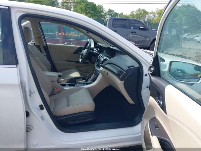 1HGCR3F8XFA016485 Honda Accord Ex-l V-6