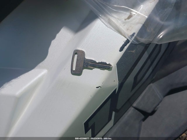 2019 POLARIS RZR 3NSVFE995KG442093 Photo 10