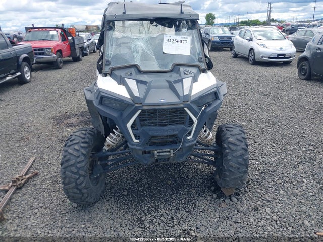 2019 POLARIS RZR 3NSVFE995KG442093 Photo 4
