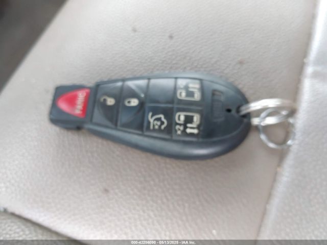 2014 CHRYSLER TOWN & COUNTRY 2C4RC1BG4ER165187 Photo 10