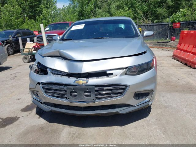 1G1ZD5ST3JF260612 Chevrolet MALIBU LT