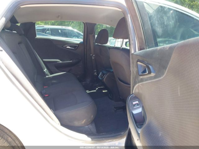 1G1ZD5ST3JF260612 Chevrolet MALIBU LT