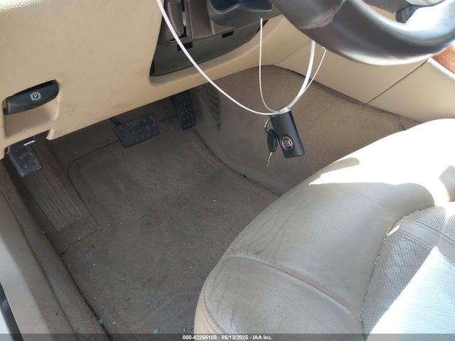 2010 CADILLAC CTS 1G6DE5EG8A0106576 Photo 10