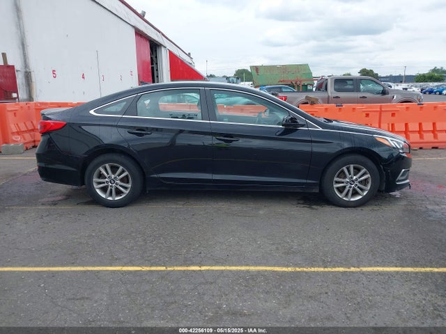 5NPE24AF5HH562503 Hyundai 2017