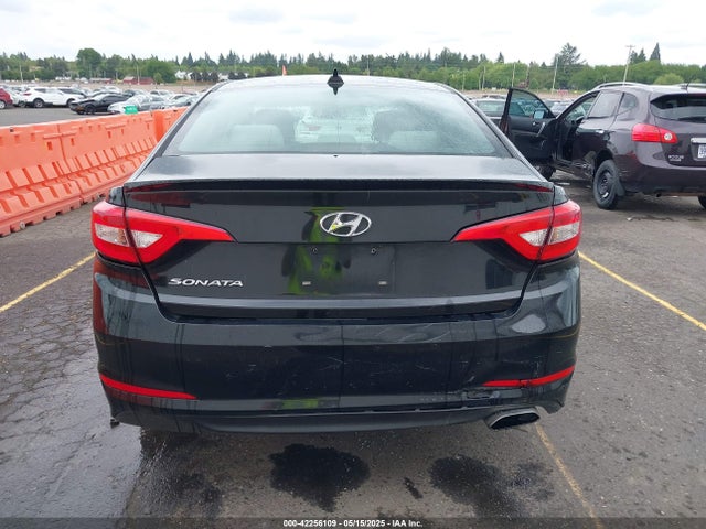 5NPE24AF5HH562503 Hyundai 2017