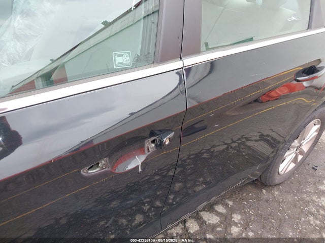 5NPE24AF5HH562503 Hyundai 2017