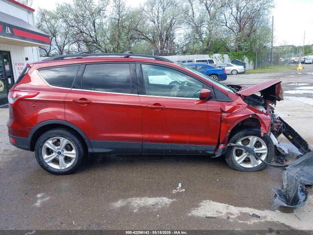 1FMCU9GX8EUB98766 Ford ESCAPE SE