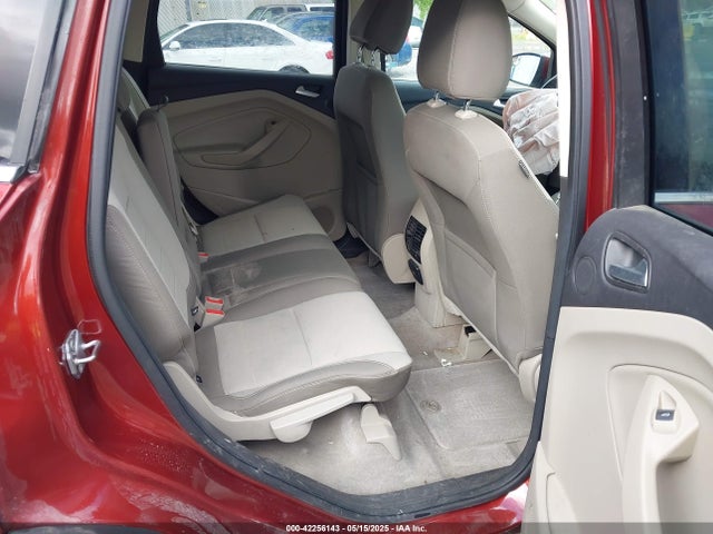 1FMCU9GX8EUB98766 Ford ESCAPE SE
