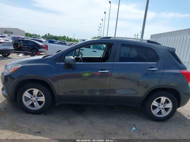 KL7CJLSB2JB626145 Chevrolet Trax Lt