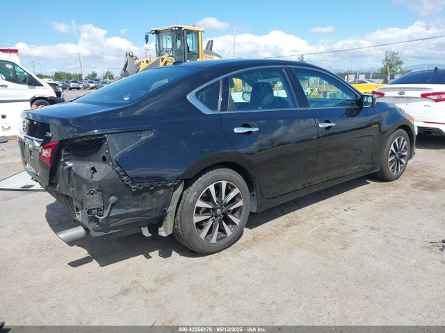 1N4AL3AP3JC121507 Nissan Altima 2.5 Sv
