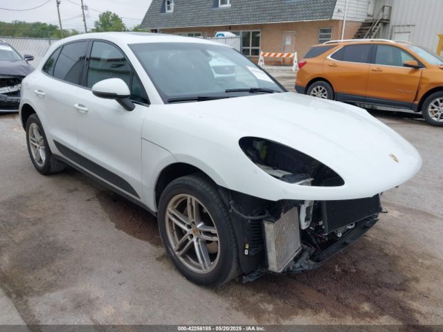 2016 PORSCHE MACAN WP1AB2A54GLB53864 Photo 0