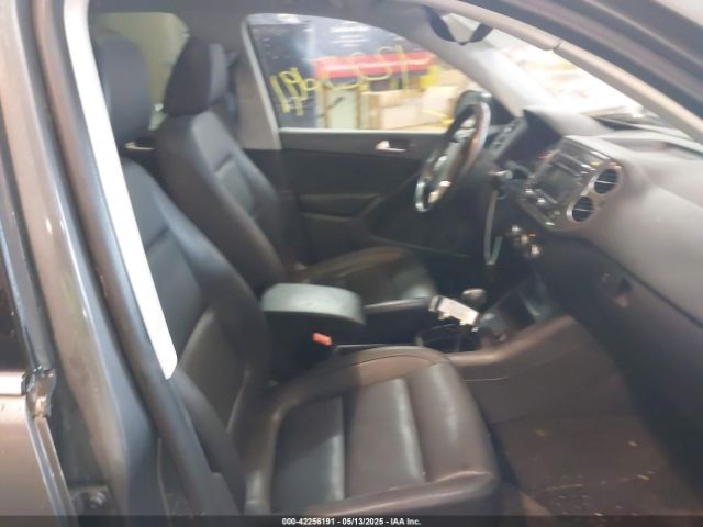 2014 VOLKSWAGEN TIGUAN WVGBV3AX6EW545157 Photo 4
