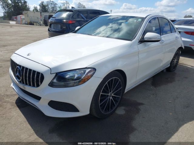 55SWF4JB4GU148033 Mercedes-Benz C 300 Luxury/sport