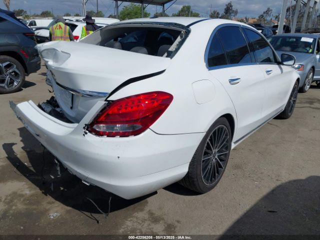 55SWF4JB4GU148033 Mercedes-Benz C 300 Luxury/sport