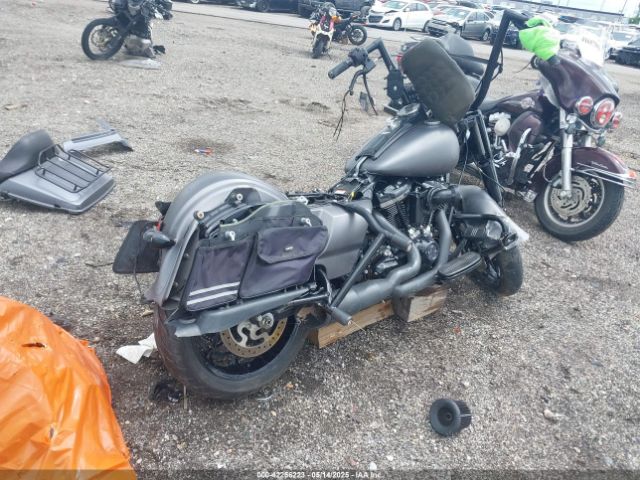 2022 HARLEY-DAVIDSON FLHRXS 1HD1KVP14NB628180 Photo 3