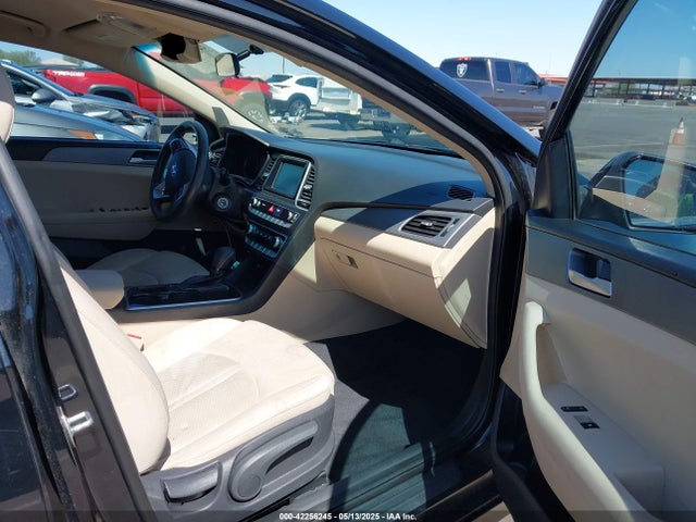 5NPE24AF7JH620701 Hyundai SONATA SE