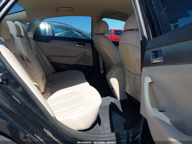 5NPE24AF7JH620701 Hyundai SONATA SE