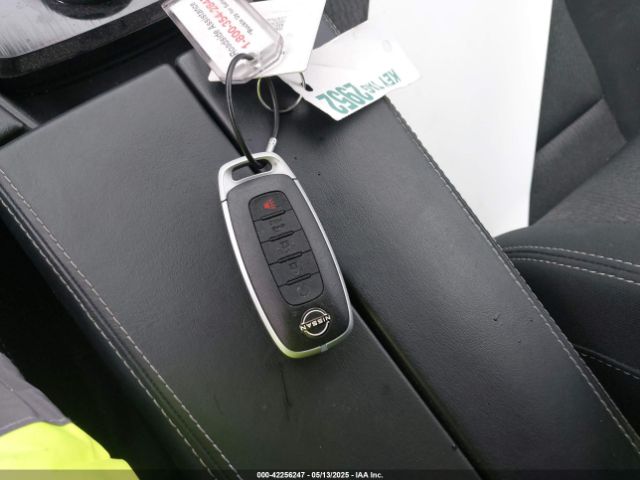 5N1BT3BB4RC698605 Nissan Rogue Sv Intelligent Awd