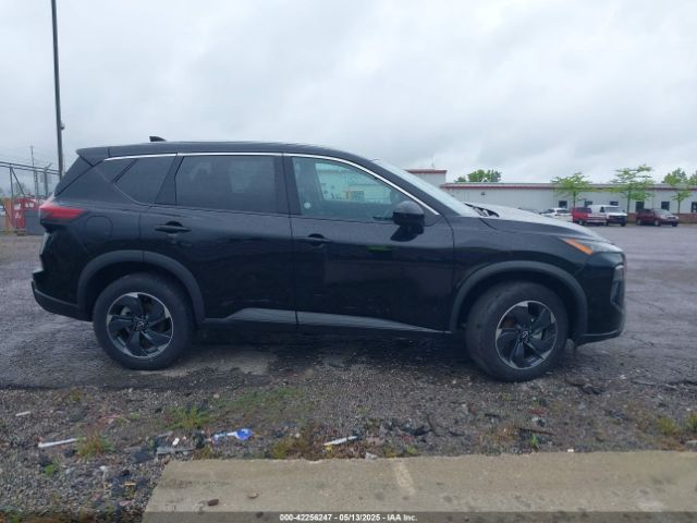 5N1BT3BB4RC698605 Nissan Rogue Sv Intelligent Awd