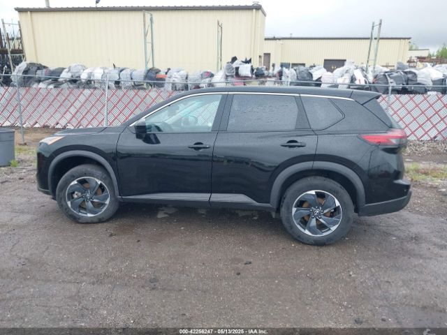 5N1BT3BB4RC698605 Nissan Rogue Sv Intelligent Awd