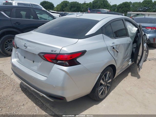 3N1CN8EV4ML815301 Nissan 2021