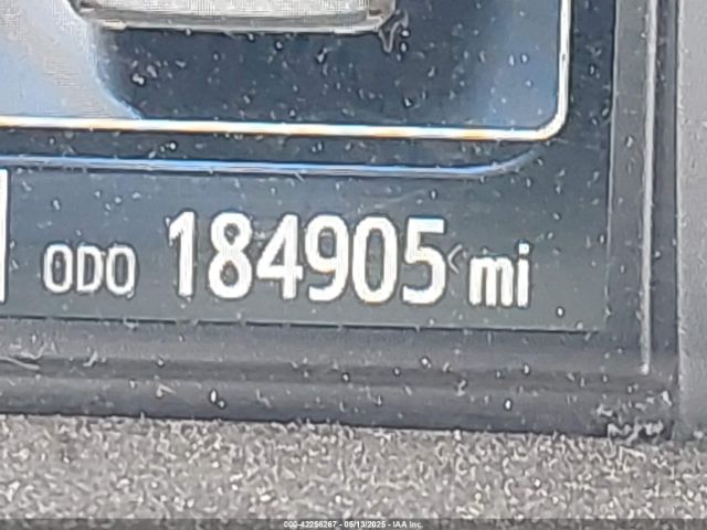 5TDYK3DC8GS696620 Toyota Sienna Xle 8 Passenger