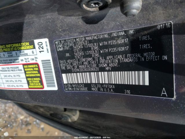 5TDYK3DC8GS696620 Toyota Sienna Xle 8 Passenger