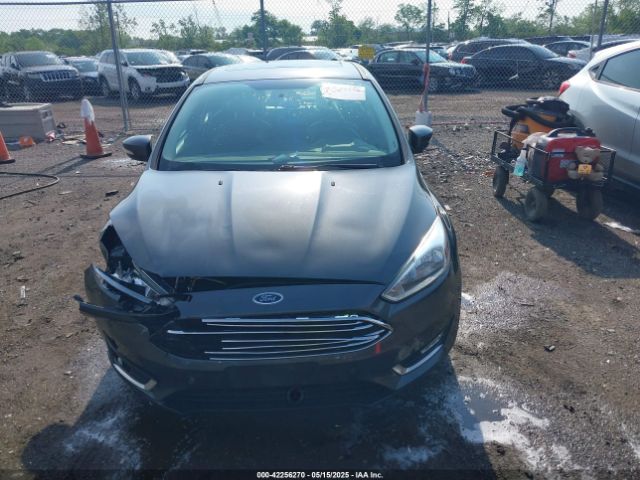 1FADP3J21HL203736 Ford Focus Titanium